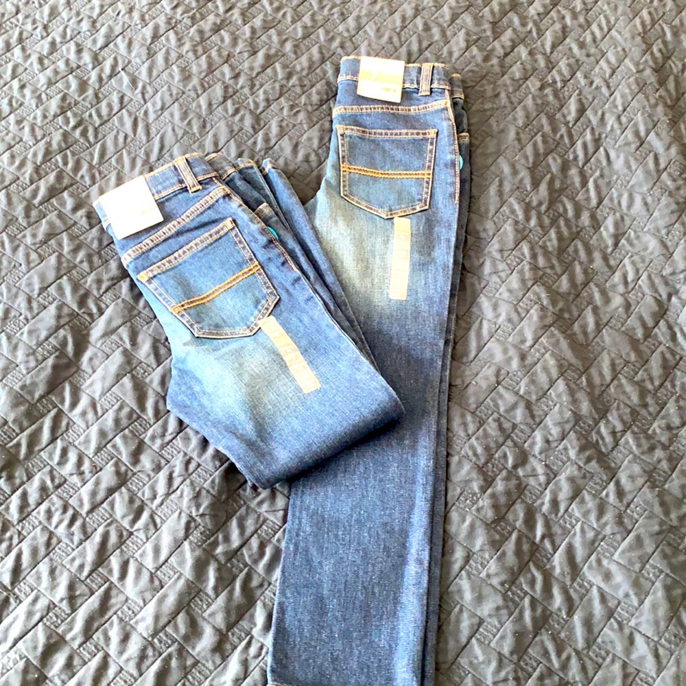 2 pair boys size 7 jeans.